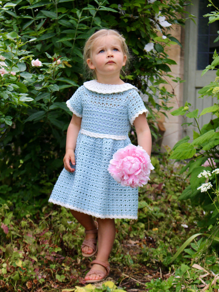 etsy crochet dress pattern Vintage Crochet Dress Pattern V Neck With Flower Corsage Detail PDF (T225)