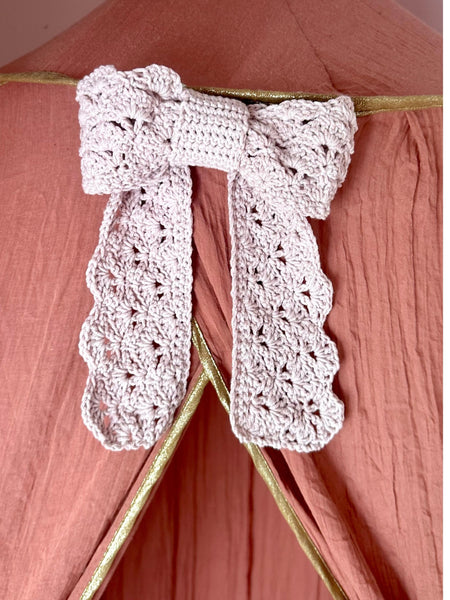 The Ivy Bow Crochet Pattern
